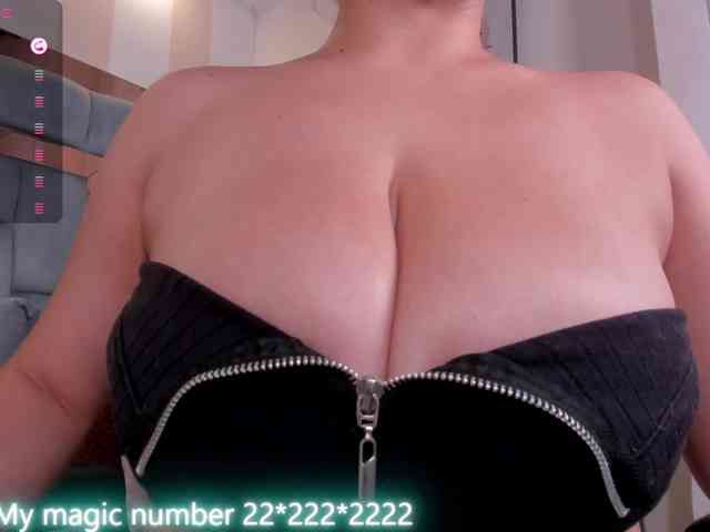 anyi-sweet-tits webcam