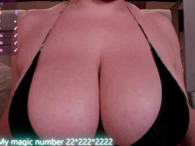 anyi-sweet-tits webcam