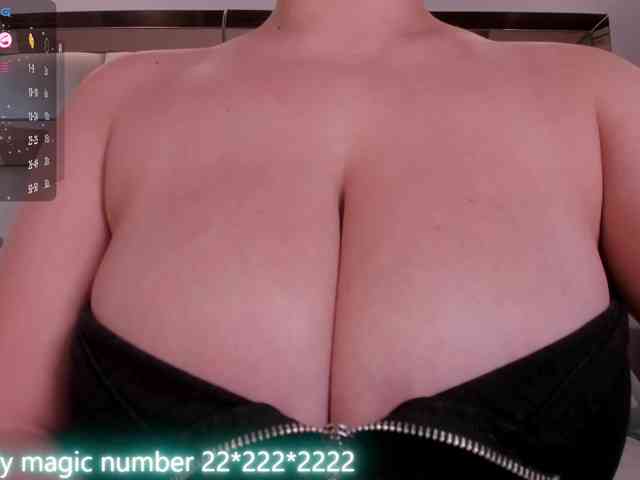anyi-sweet-tits webcam
