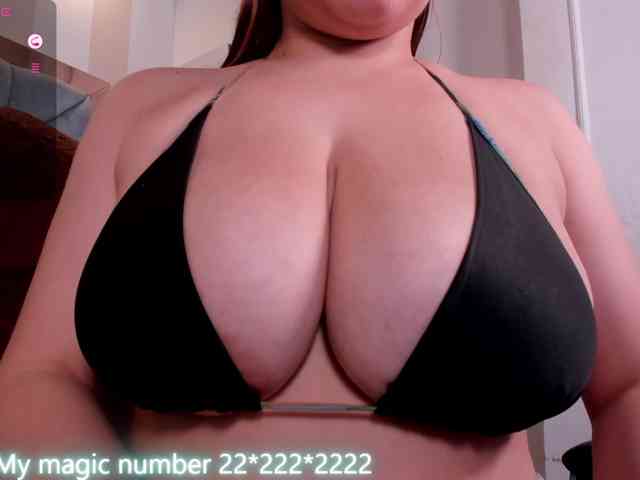 anyi-sweet-tits webcam