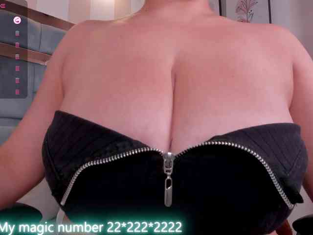 anyi-sweet-tits webcam