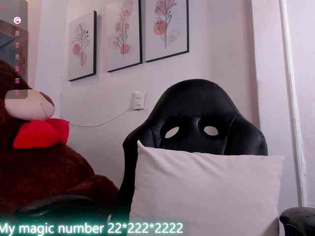 anyi-sweet-tits webcam