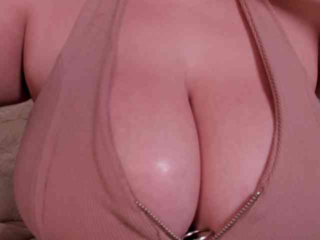 anyi-sweet-tits