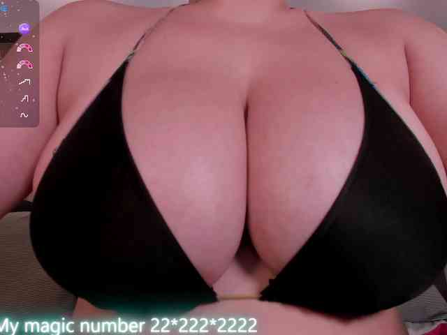 anyi-sweet-tits webcam