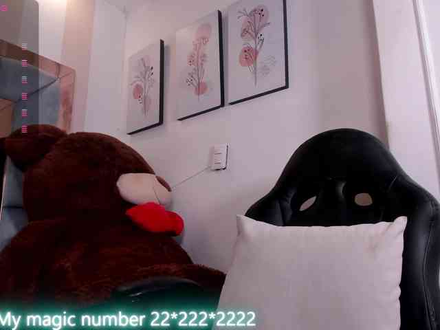 anyi-sweet-tits webcam