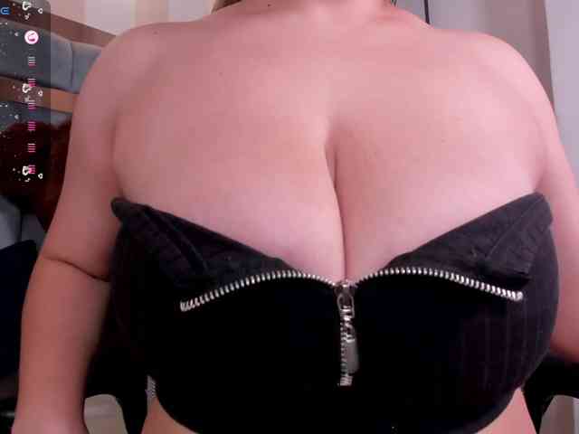 anyi-sweet-tits webcam