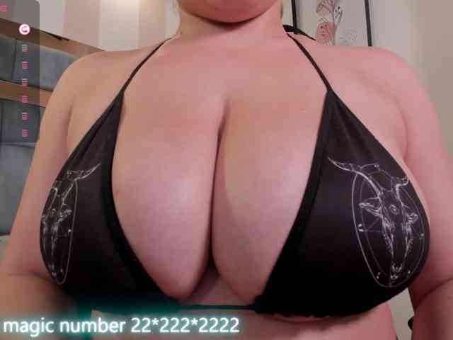 anyi-sweet-tits