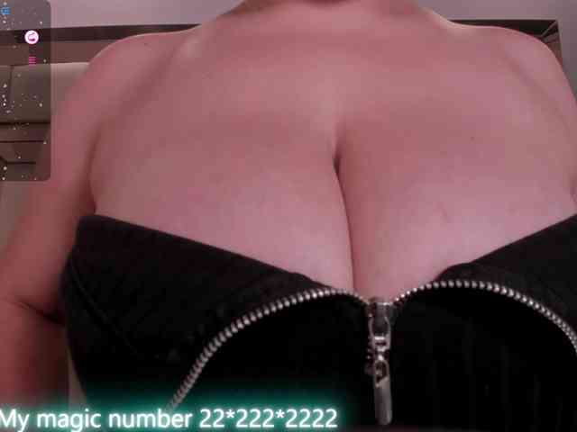 anyi-sweet-tits webcam