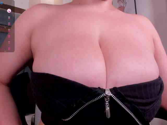 anyi-sweet-tits webcam
