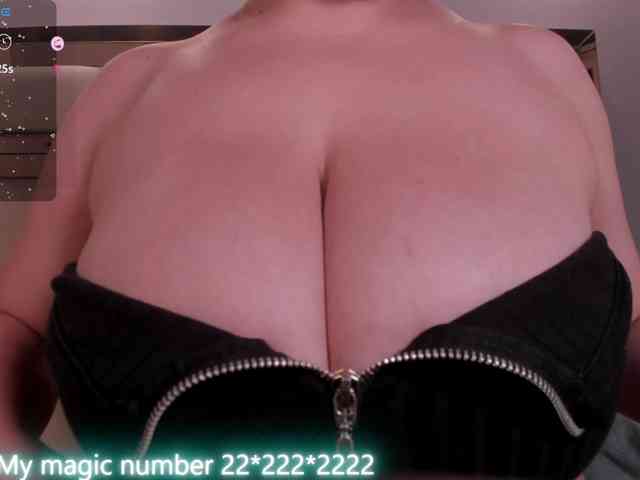 anyi-sweet-tits webcam