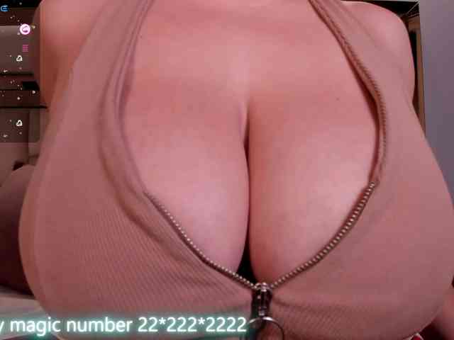 anyi-sweet-tits webcam
