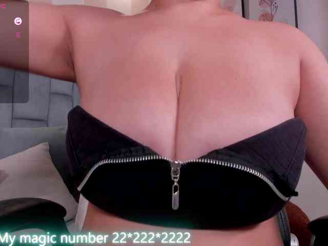 anyi-sweet-tits webcam