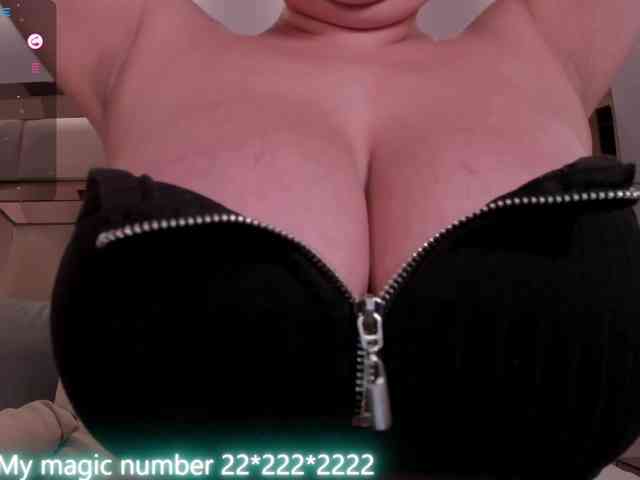 anyi-sweet-tits webcam