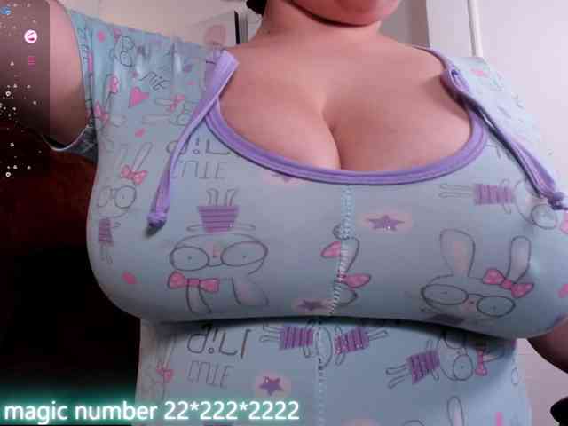 anyi-sweet-tits