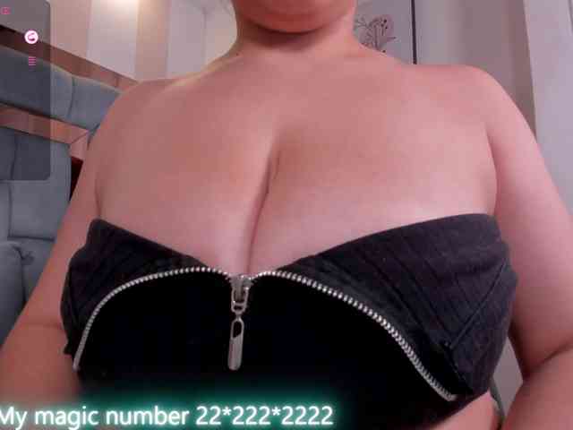 anyi-sweet-tits webcam