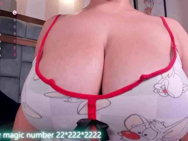 anyi-sweet-tits webcam