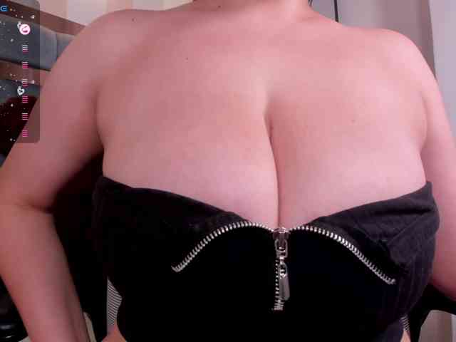 anyi-sweet-tits webcam