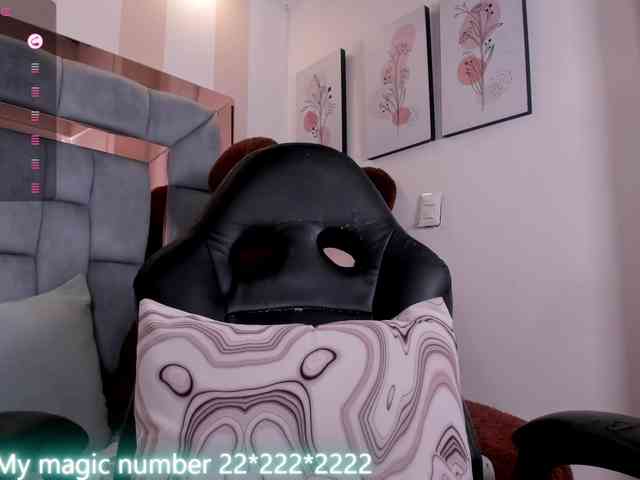 anyi-sweet-tits's live room