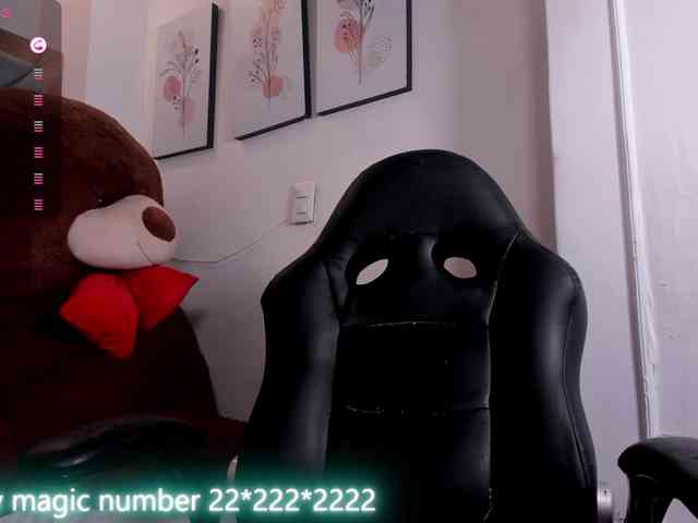anyi-sweet-tits webcam