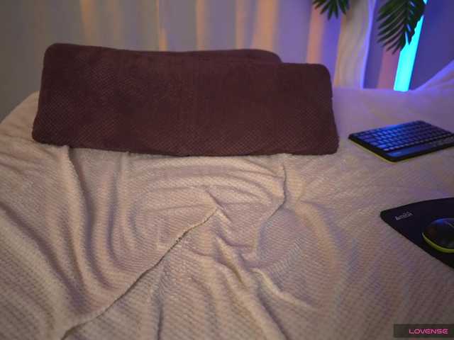 1Orgasm1 live cam on BongaCams