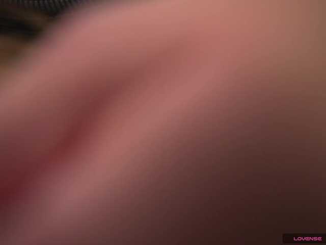 1Orgasm1's BongaCams show and profile