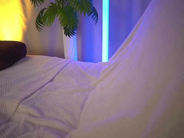1Orgasm1, live now on BongaCams