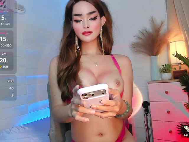 Queen_Of_all_Media