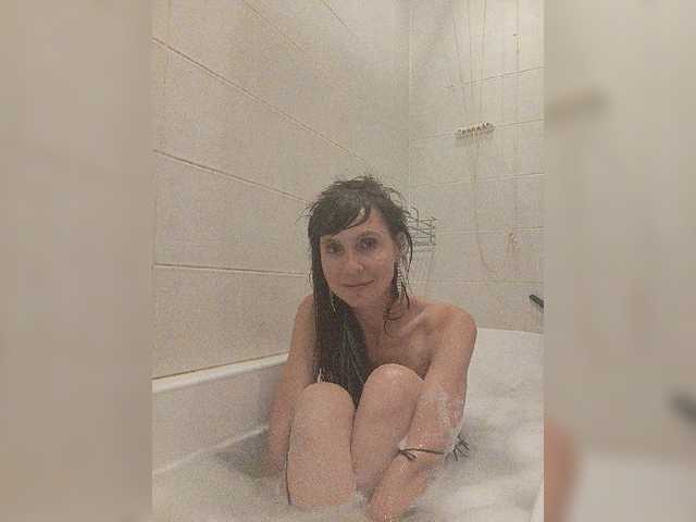 Hellenalonenochka live cam preview