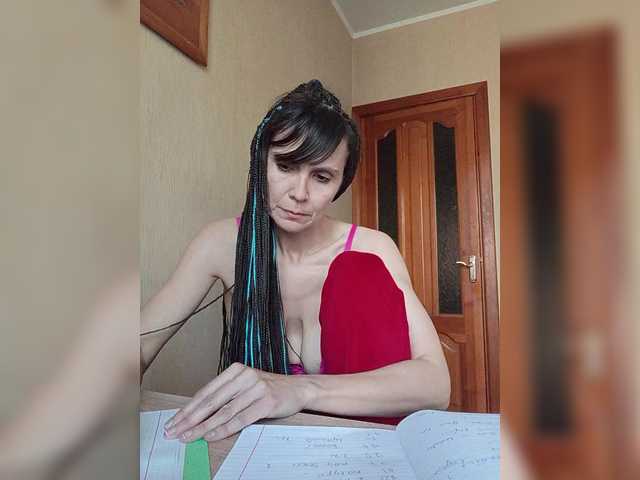 Hellenalonenochka webcam