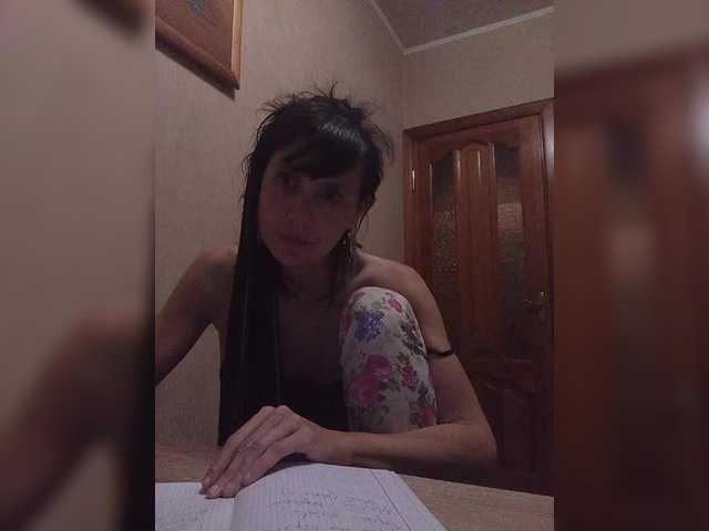 Hellenalonenochka live cam preview