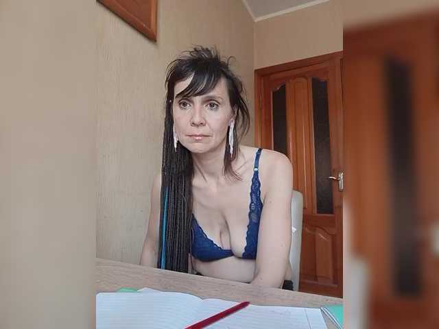  Hellenalonenochka chat room