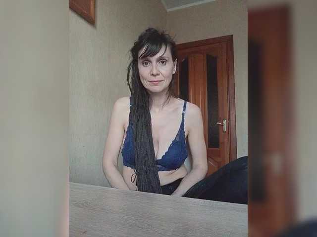  Hellenalonenochka chat room