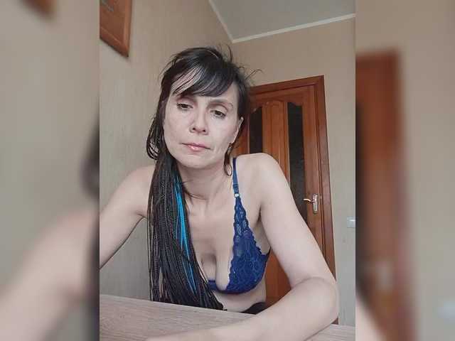 Hellenalonenochka's BongaCams show and profile