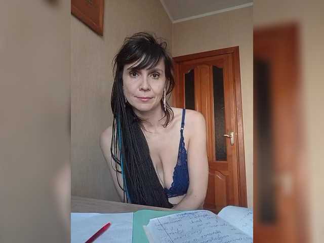 Hellenalonenochka's BongaCams show and profile