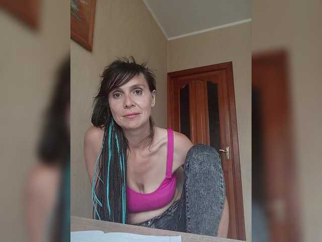 Hellenalonenochka live webcam show