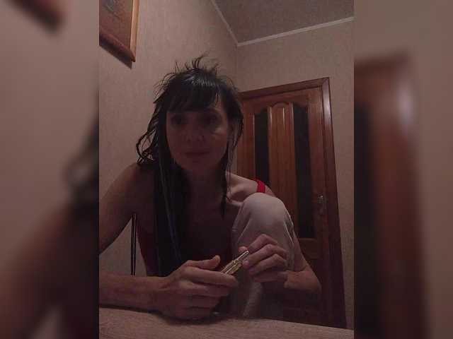 Hellenalonenochka live cam on BongaCams