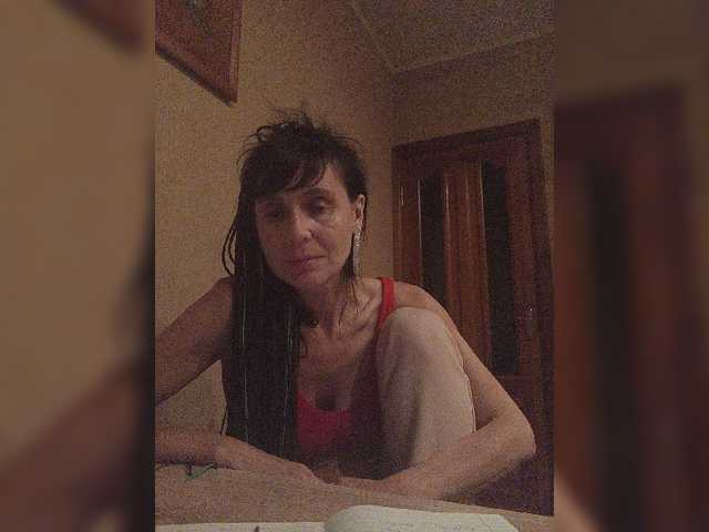 Hellenalonenochka live cam on BongaCams
