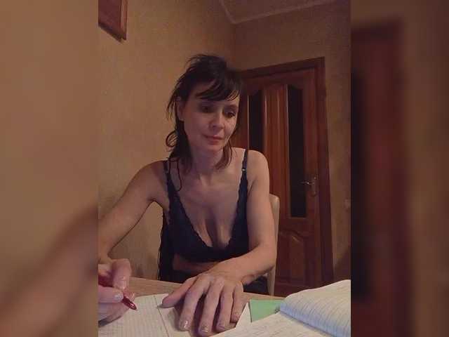  Hellenalonenochka chat room