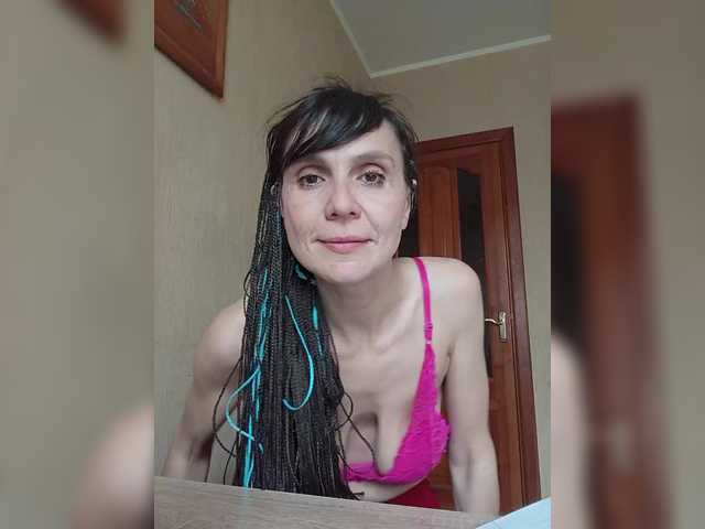 Sex chat gratuit in direct cu Hellenalonenochka pe BongaCams