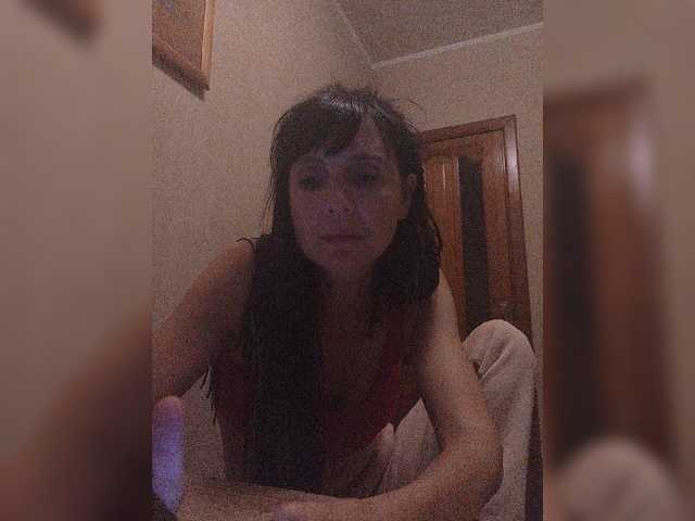 Hellenalonenochka live cam on BongaCams