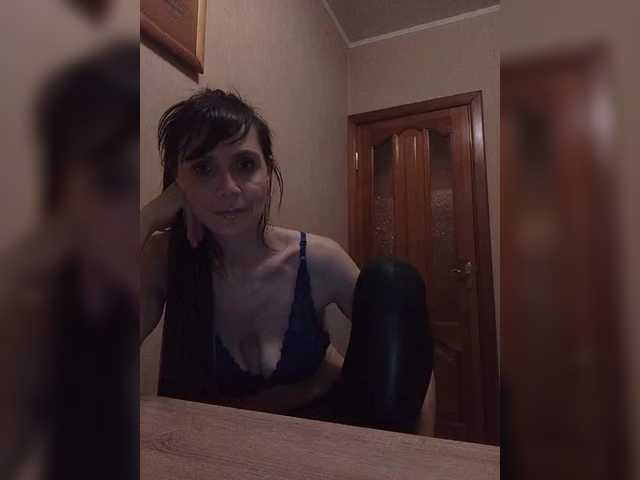 Hellenalonenochka's BongaCams show and profile