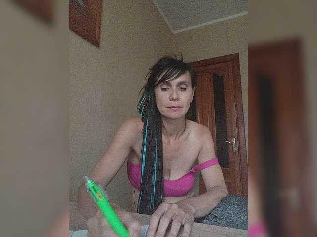 Hellenalonenochka live webcam show