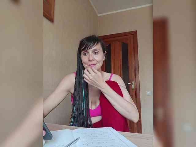 Hellenalonenochka webcam