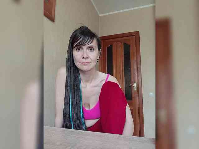 Hellenalonenochka webcam