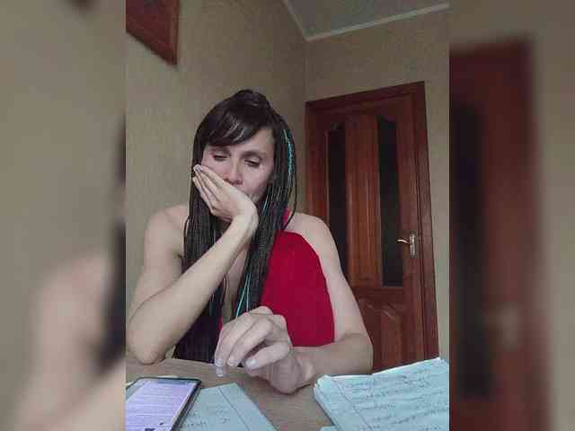 Hellenalonenochka webcam