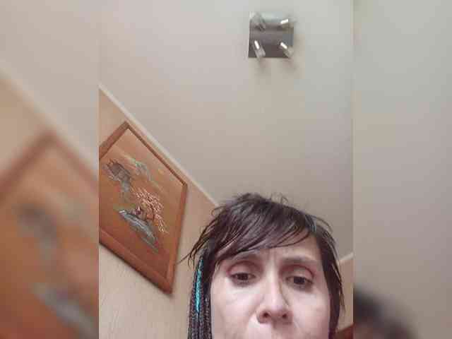 Hellenalonenochka webcam
