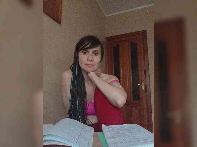 Hellenalonenochka webcam