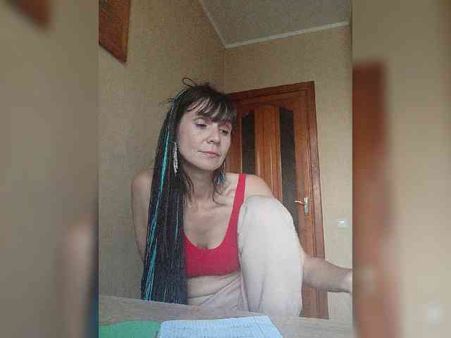Hellenalonenochka webcam