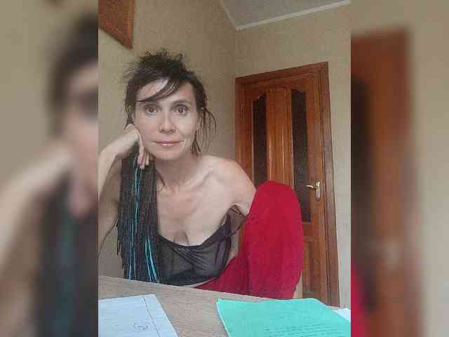 Hellenalonenochka webcam