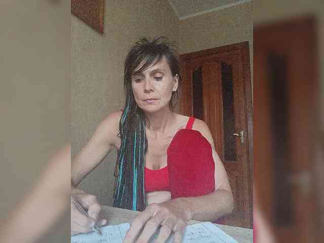 Hellenalonenochka webcam